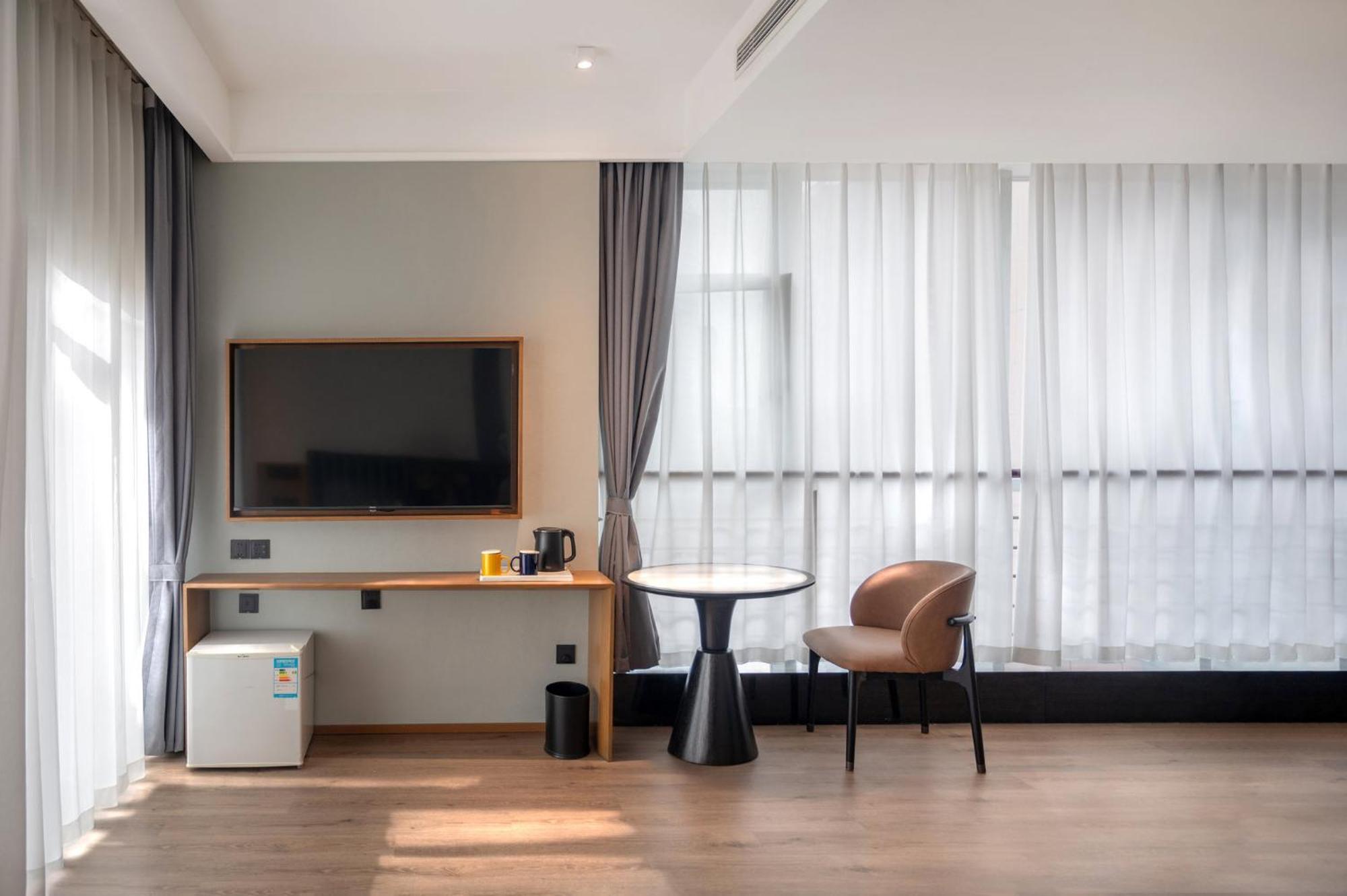 Holiday Inn Express Chengdu West Gate By Ihg Exteriér fotografie