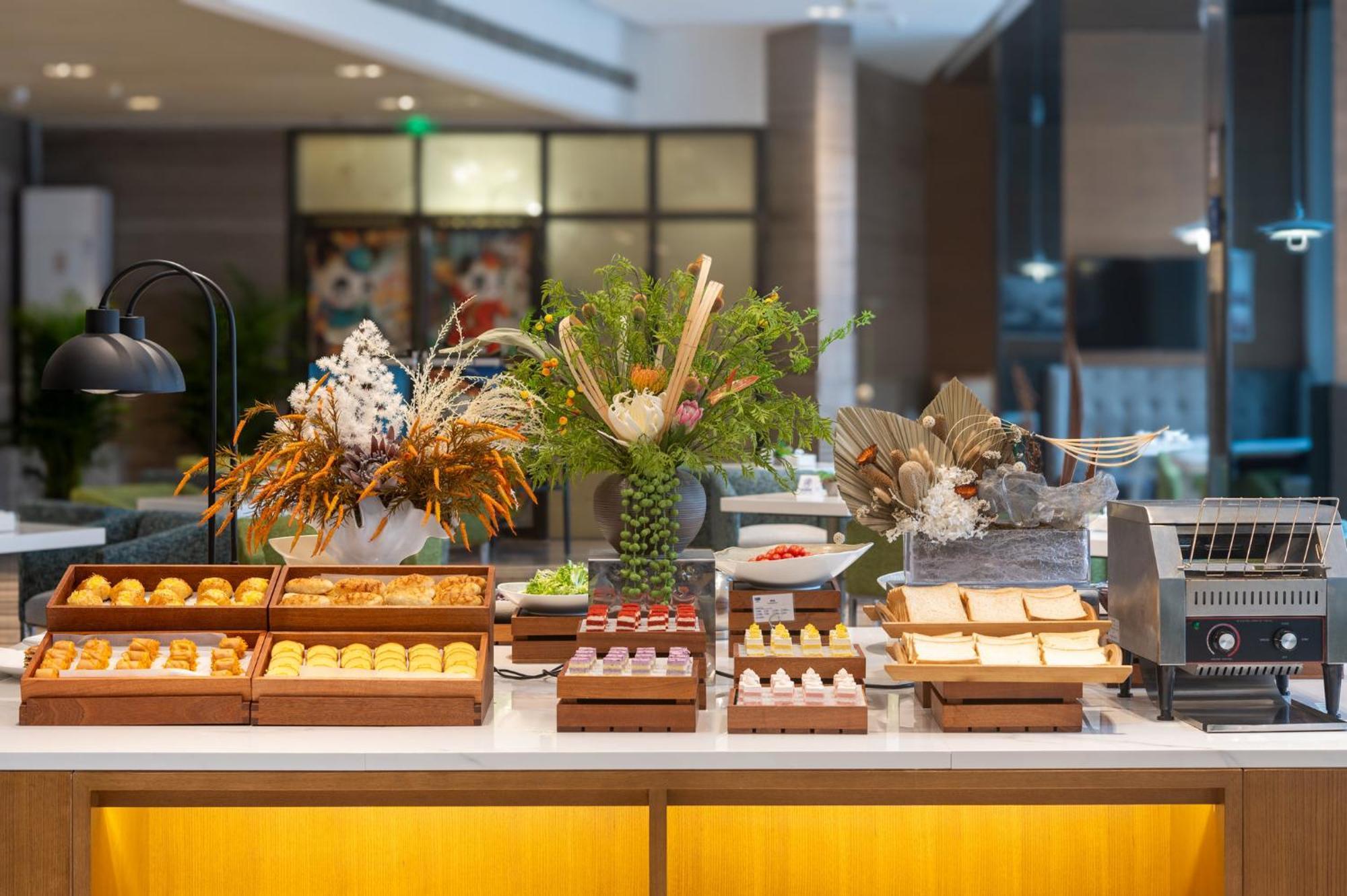 Holiday Inn Express Chengdu West Gate By Ihg Exteriér fotografie